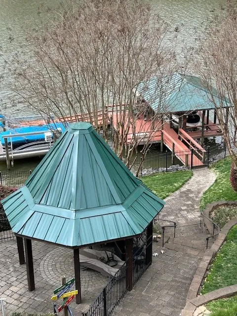 Slide of BCI Shingle Specialist