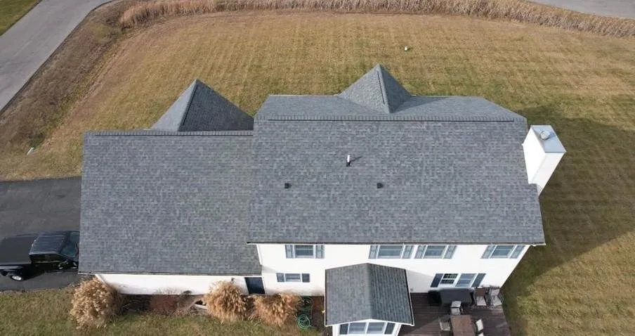 Licensed residential roofing service experts serving Medway, OH - BCS Roofing & Solar