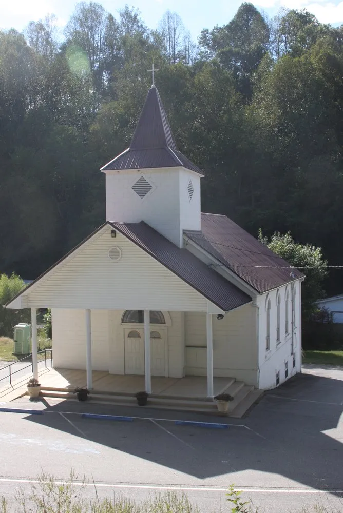 Emergency roof installation in Whittier, NC by BCS Roofing