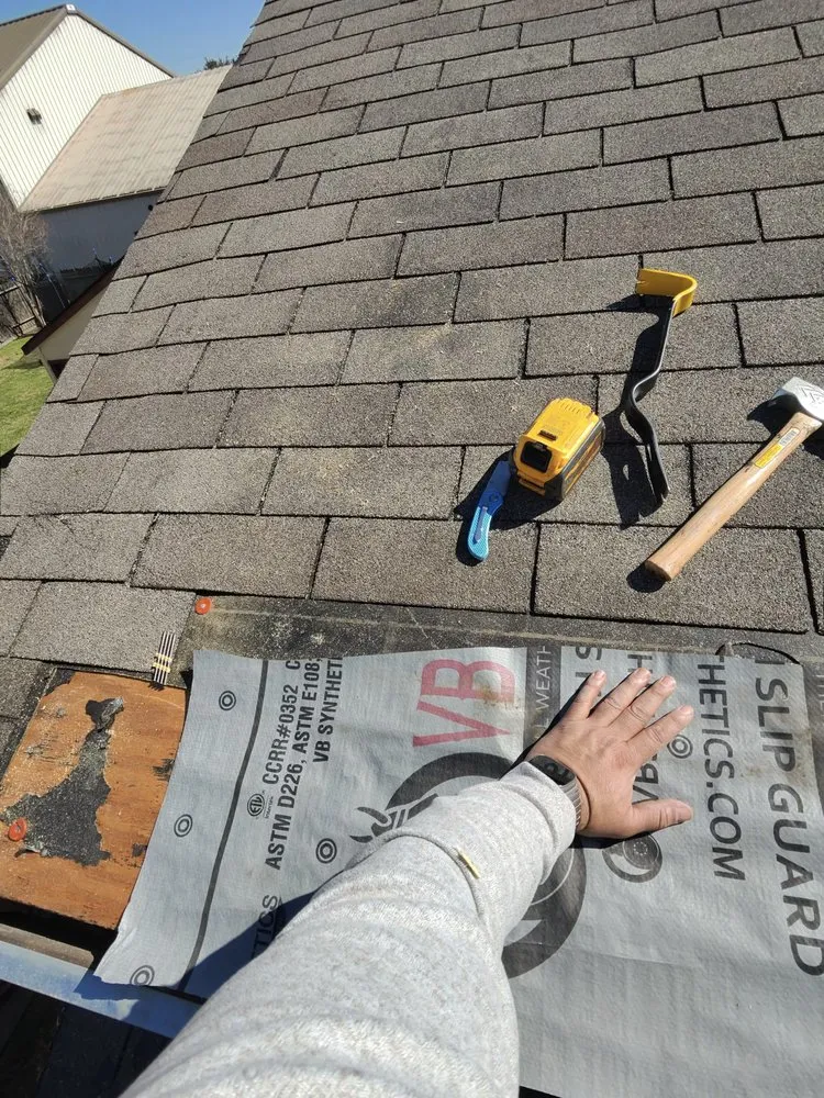 Slide of BD Commercial Roofing