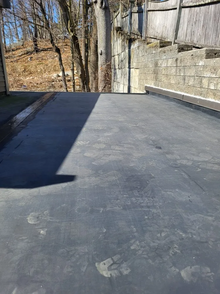 Slide of B&D Construction & Painting