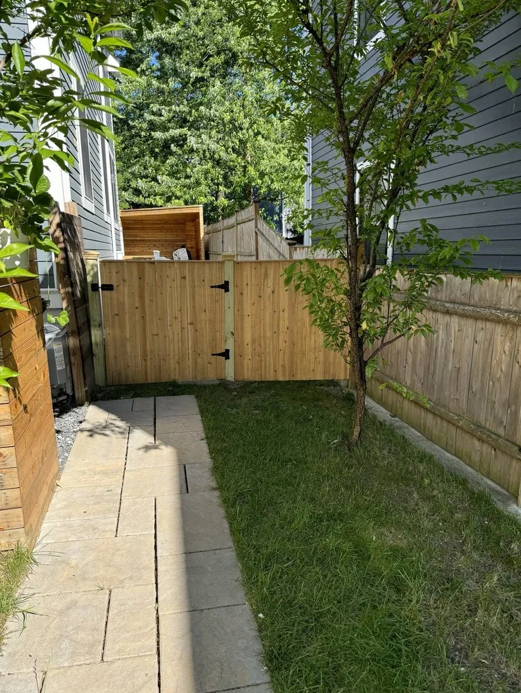 Slide of B&D Construction & Painting