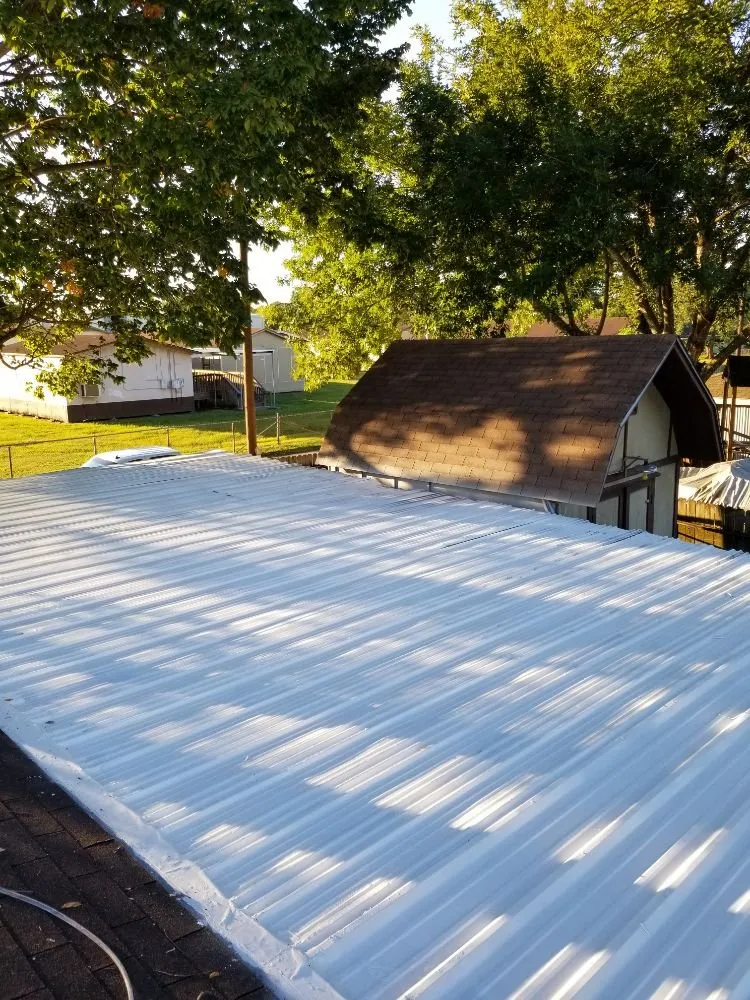 Slide of BD Roofing & Contracting