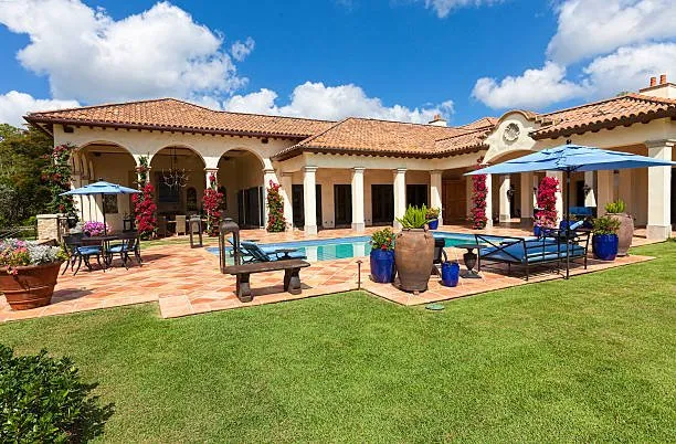 Slide of BD Roofs & Exteriors