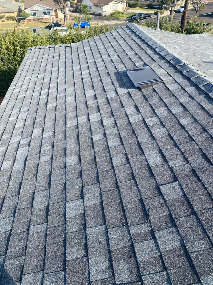 Slide of BD&E Roofing Services