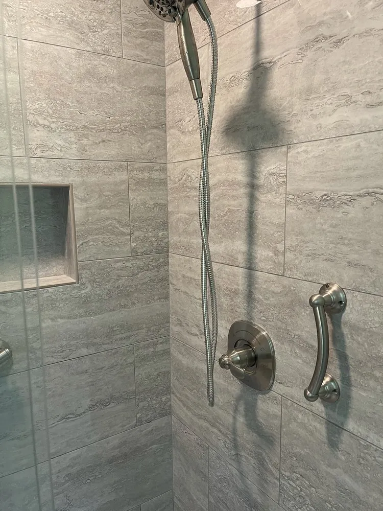 Slide of B&E Construction