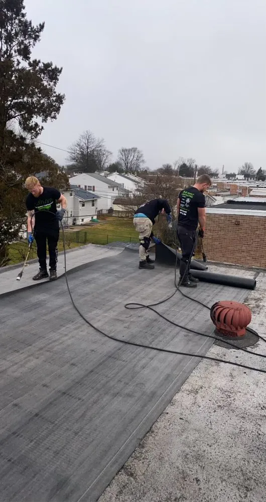 Slide of B&E Contracting