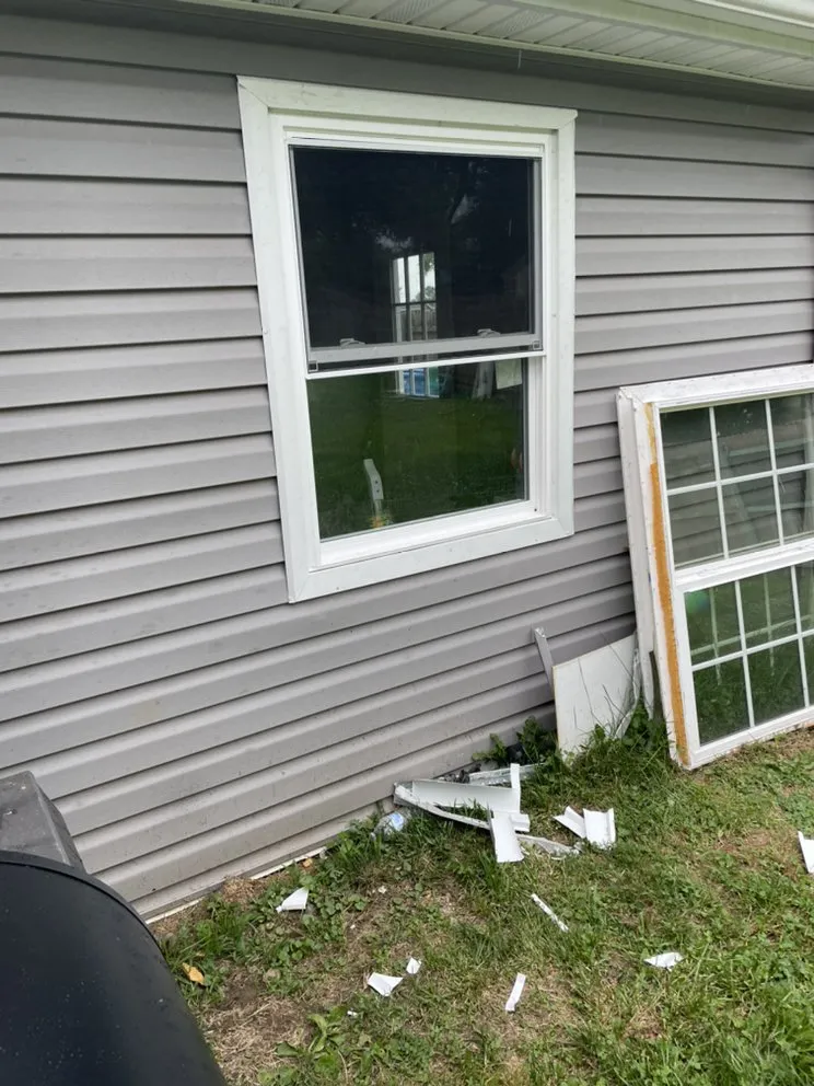 Slide of B&E Contracting