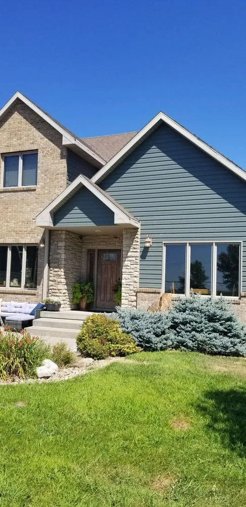 Slide of B&E Roofing