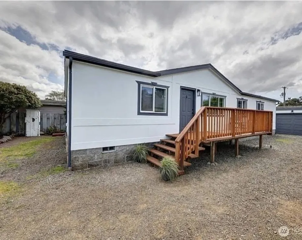 Slide of Beach To Bay Construction