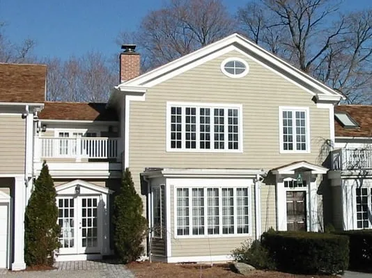 Beachside Roofing and Siding Logo