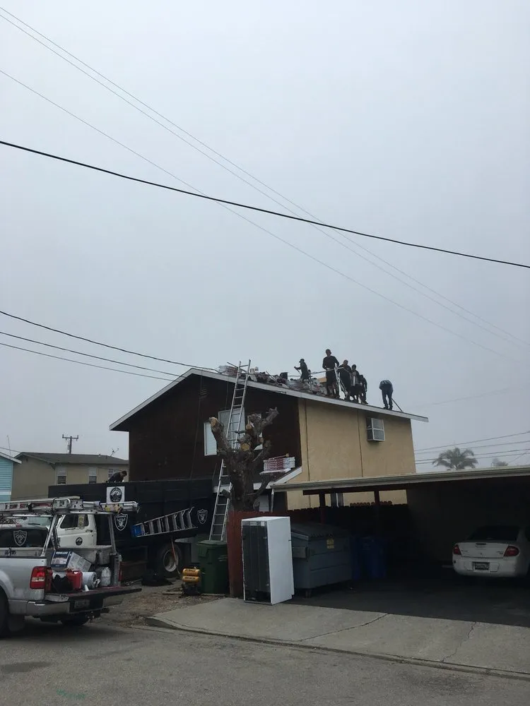 Slide of Bean's Roofing