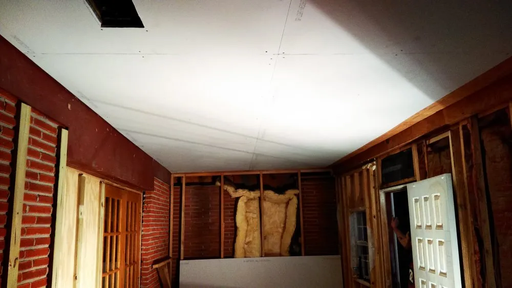 Slide of Bearded Guy Contracting