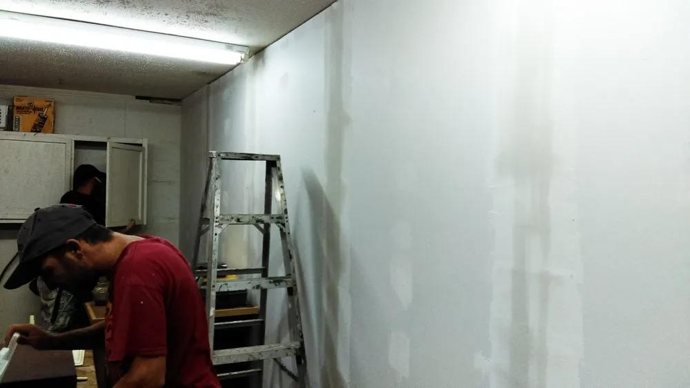 Slide of Bearded Guy Contracting