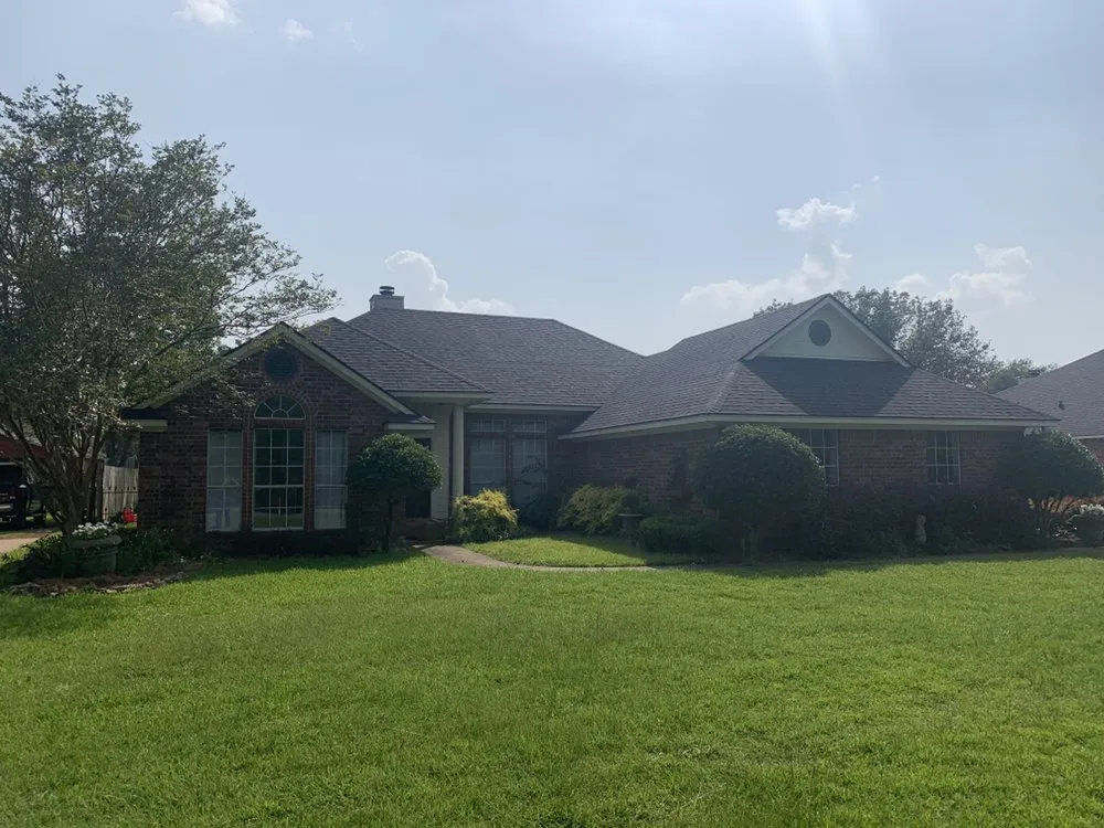 Professional roof repair experts serving Elm Grove, LA - Bear's Contracting and Roofing