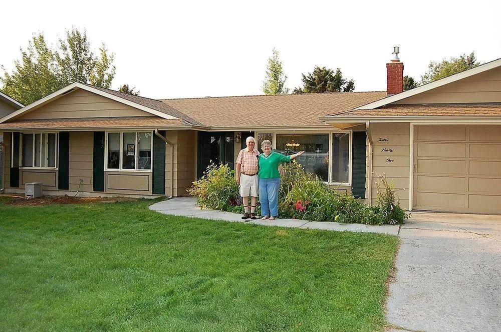 Slide of Beartooth Exteriors