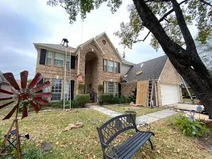 Beck Roofing & Restoration Logo