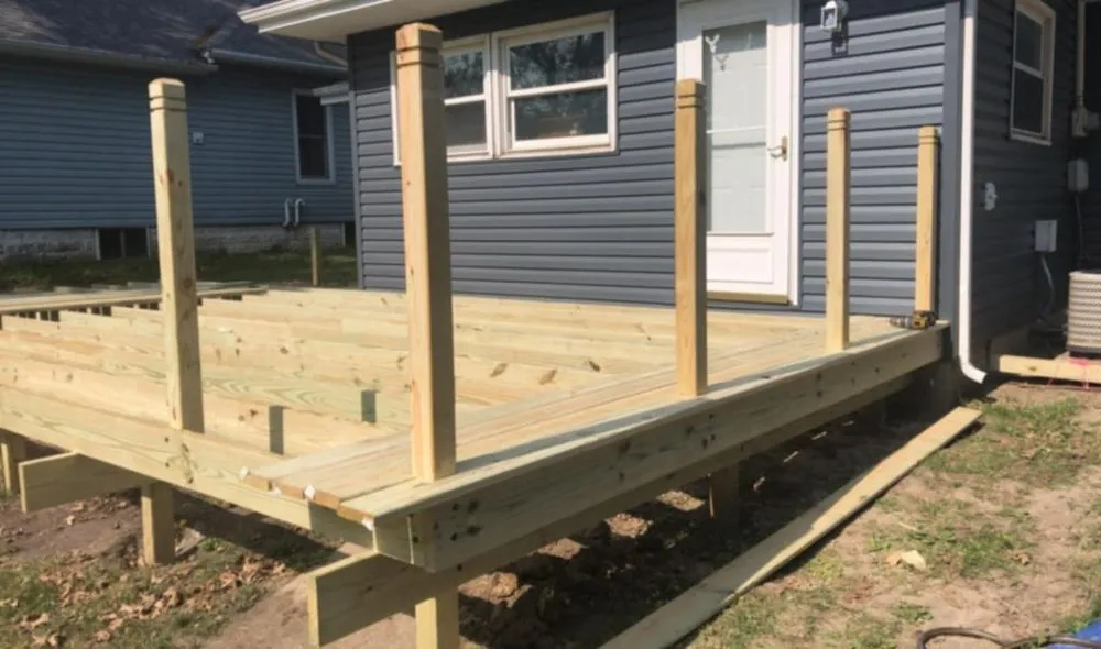 Slide of Bee Bee Home Improvement