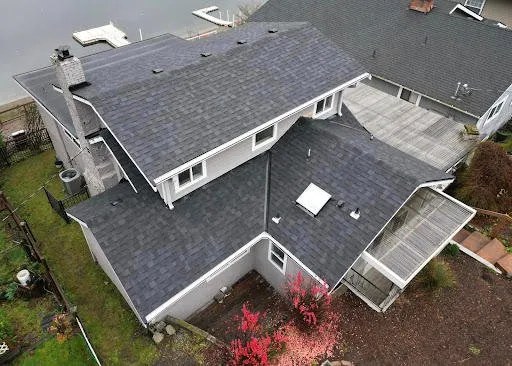 Slide of Bee Roofing and Exteriors