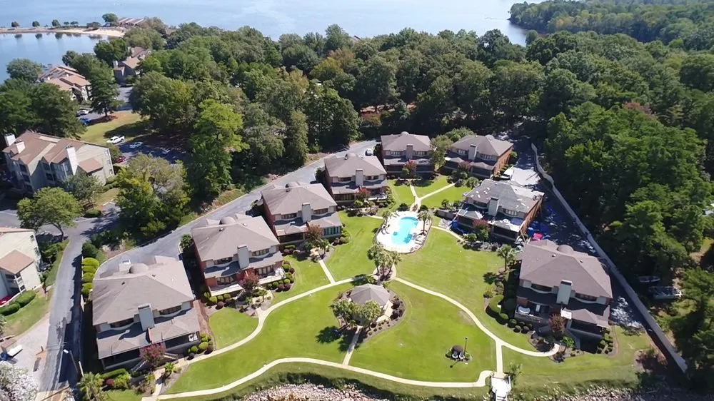 Slide of Bee Roofing