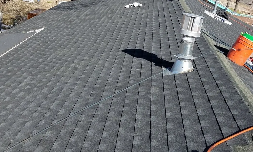 Slide of Beechy's Roofing