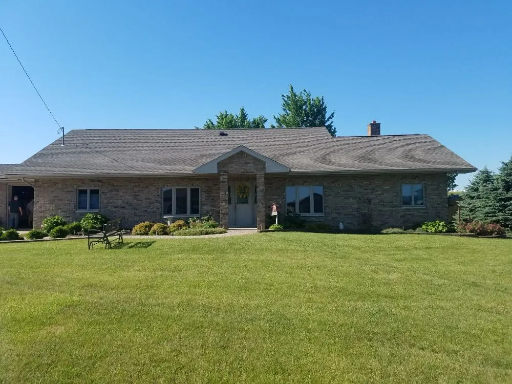 Slide of Behel & Mensen Construction