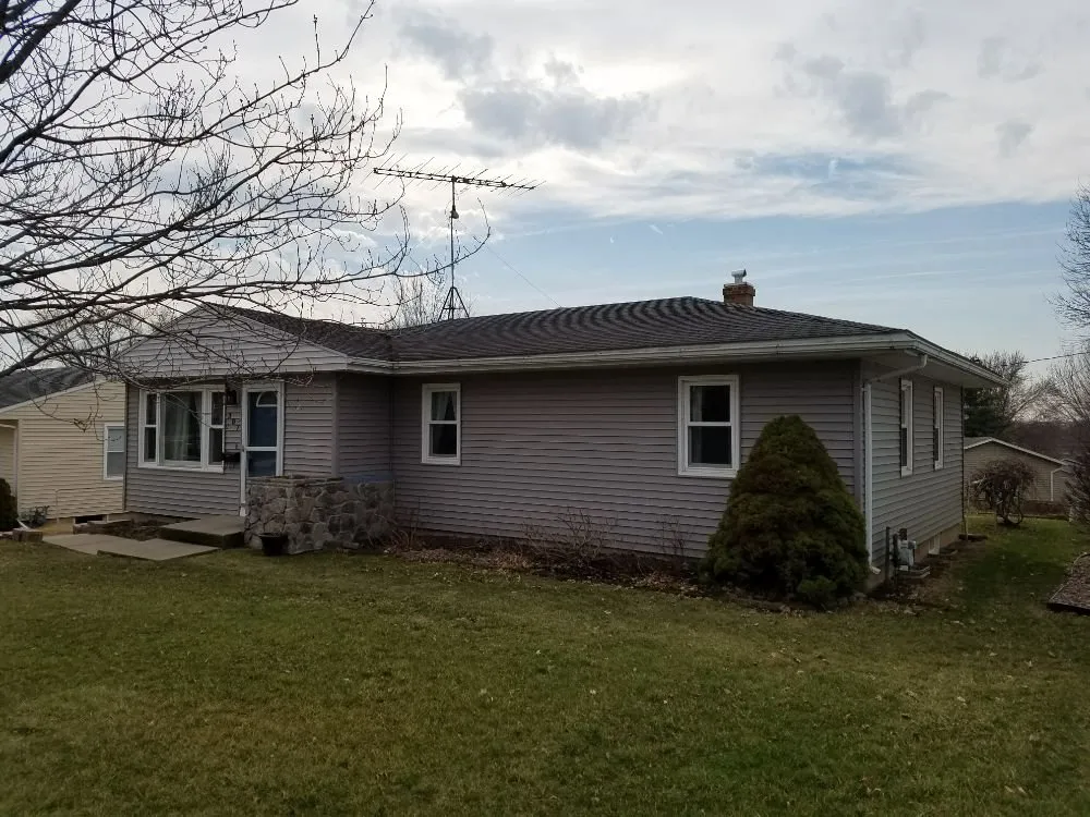 Slide of Behel & Mensen Construction