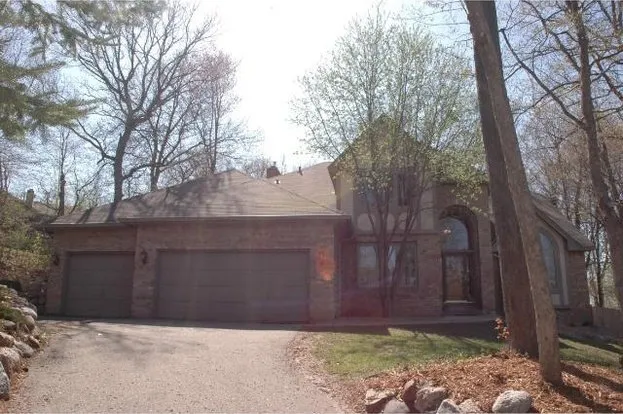 Slide of Beleza Siding