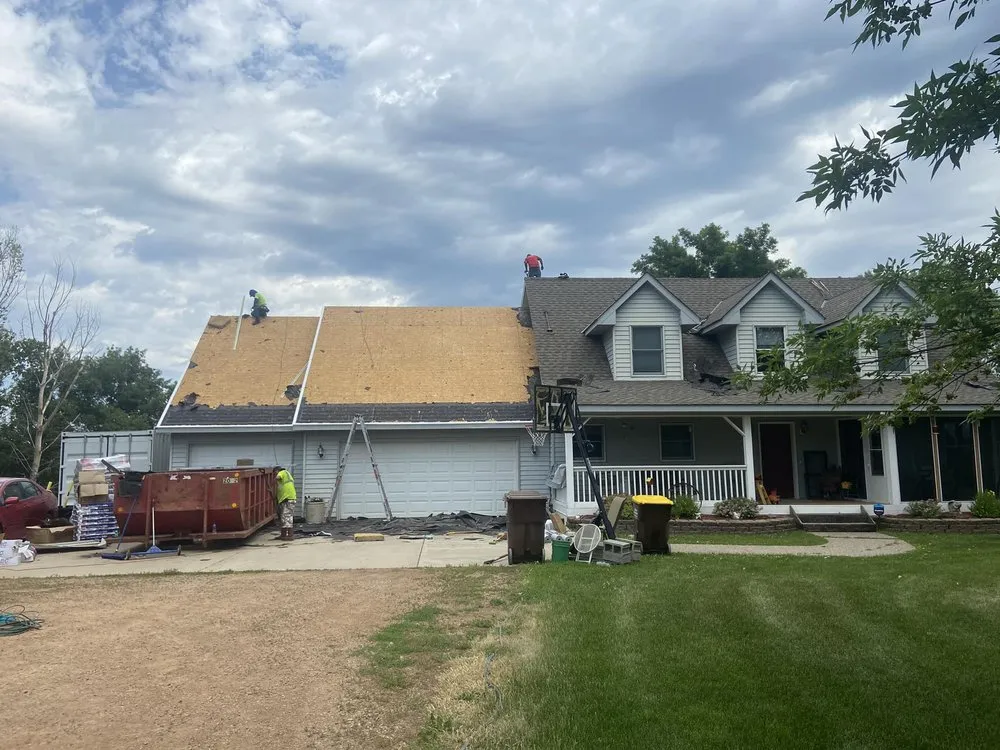 Reliable roof replacement in West St Paul, MN - Bella Construction