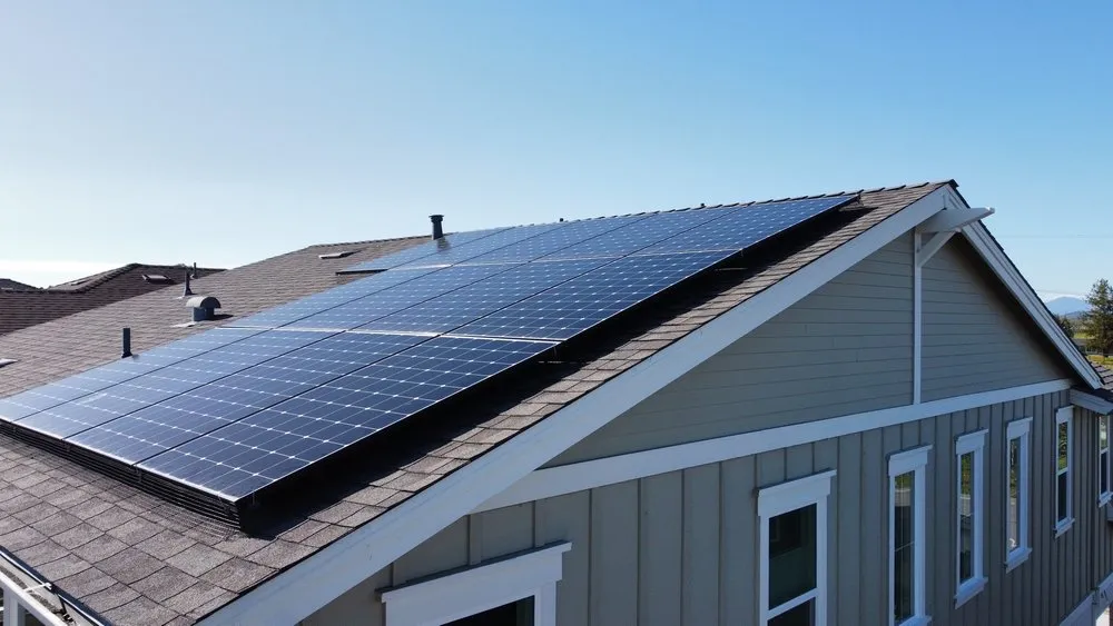 Slide of Bella Hem Solar and Roofing