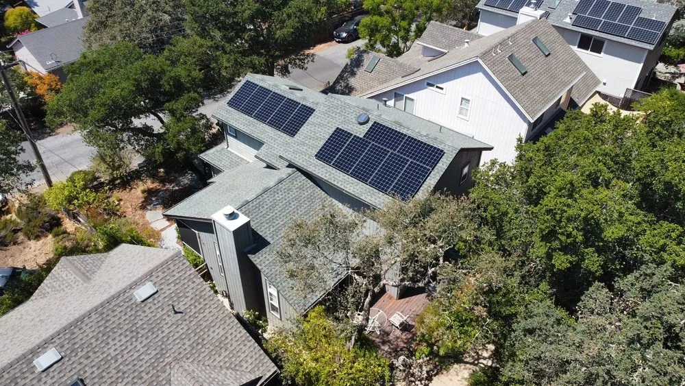 Slide of Bella Hem Solar and Roofing