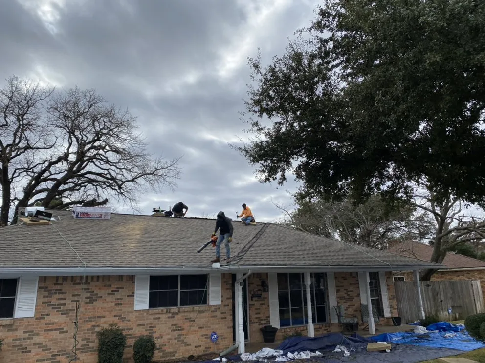 Slide of Bella Roofing & Construction