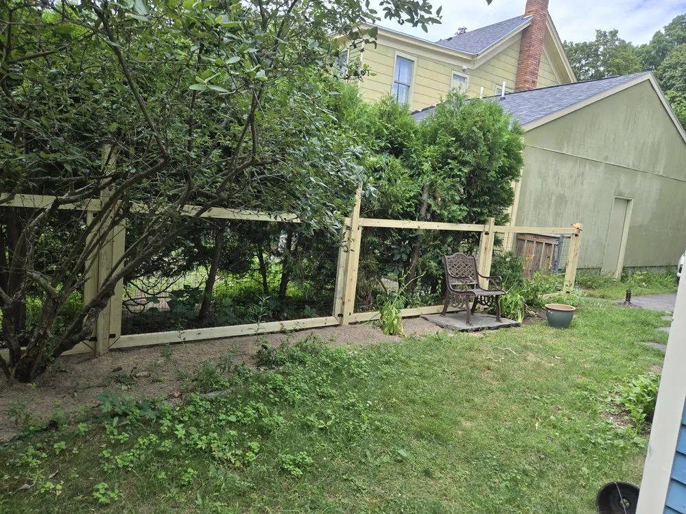 Slide of Bellas Builders & More