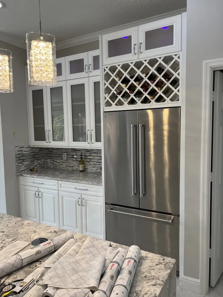 Slide of Bella's Dad Does It All