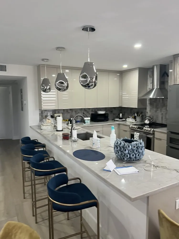 Slide of Bella's Dad Does It All