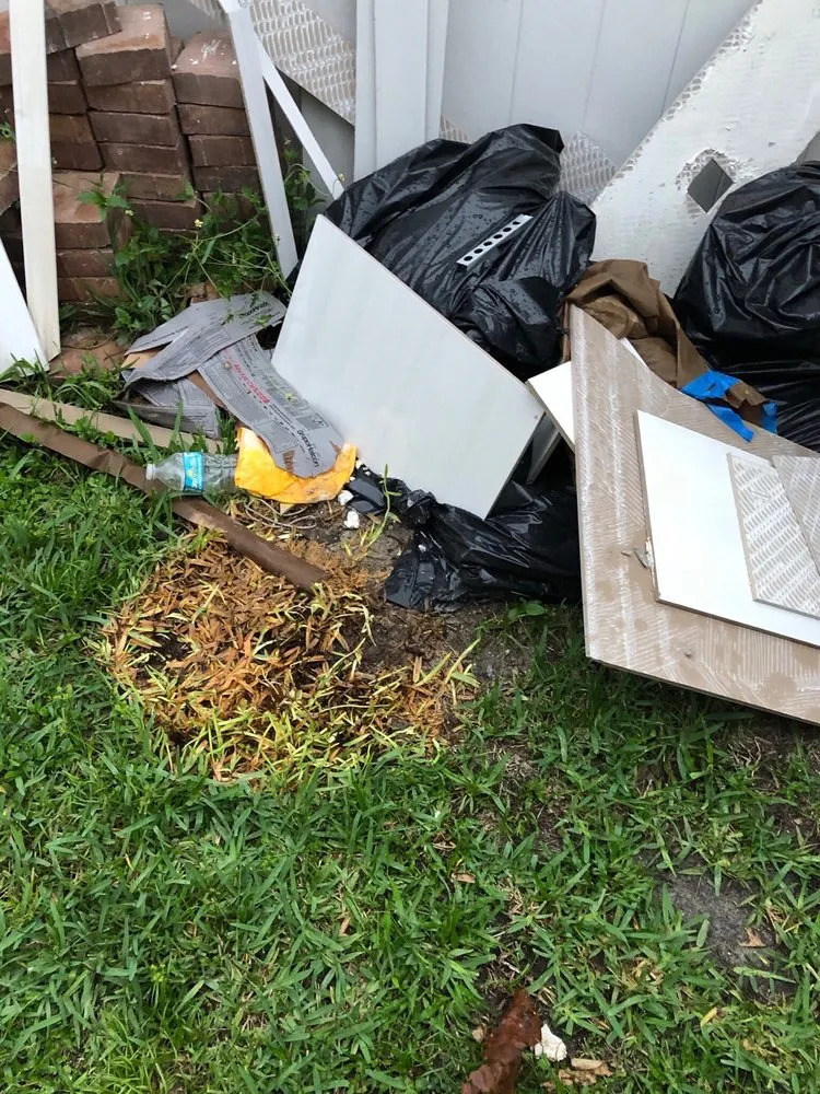 Slide of Bella's Dad Does It All