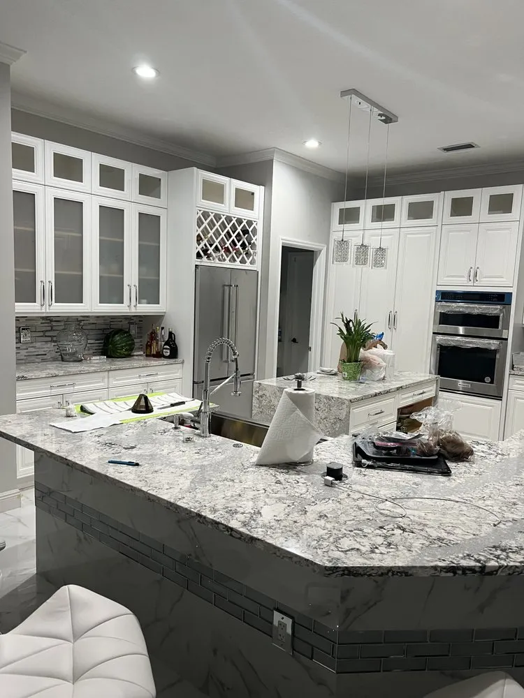 Slide of Bella's Dad Does It All