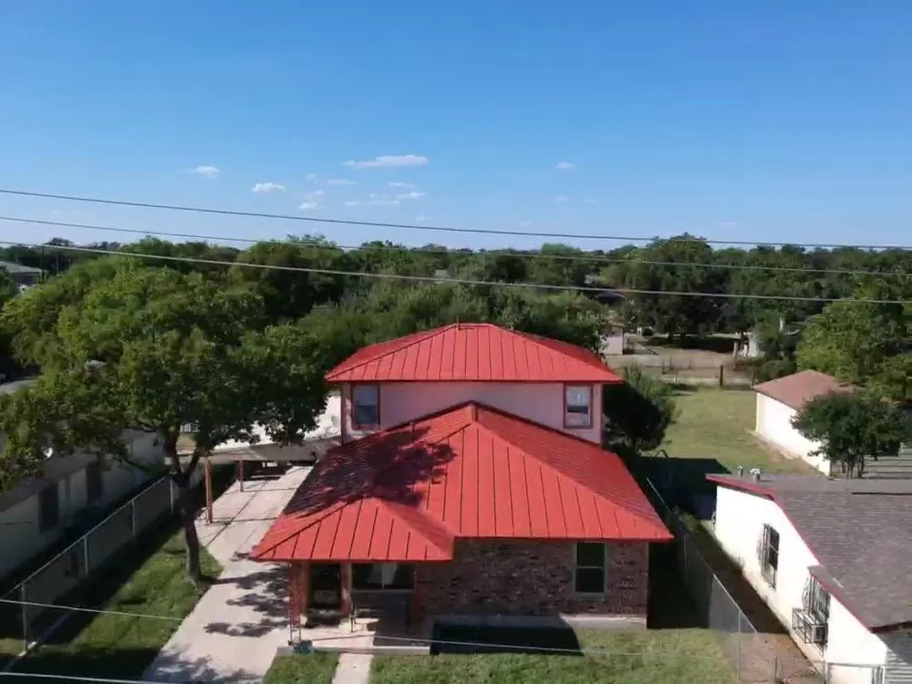 Slide of Bellum Roofing & Construction