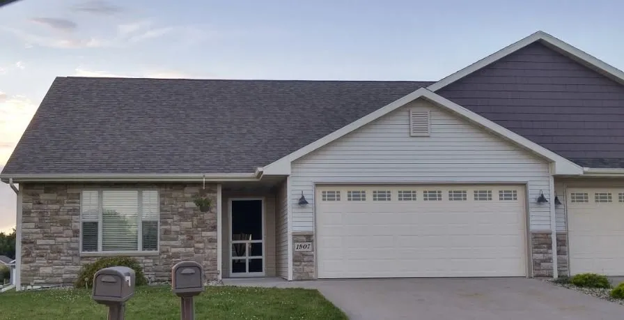 Slide of Ben Arnold Roofing