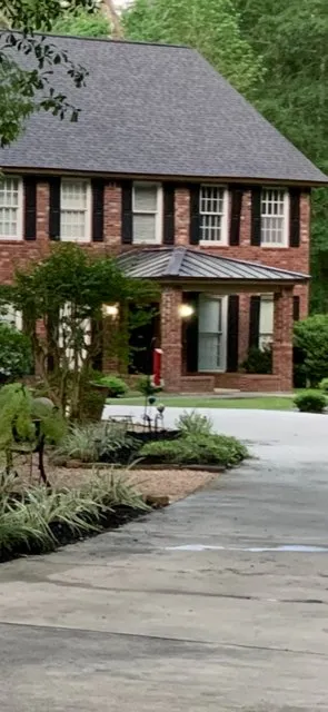 Local residential roofing service in Porter, TX - Ben Diaz Roofing