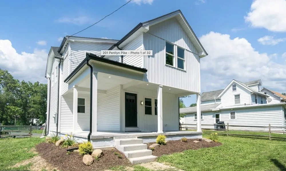 Slide of Ben Franklin Roofing