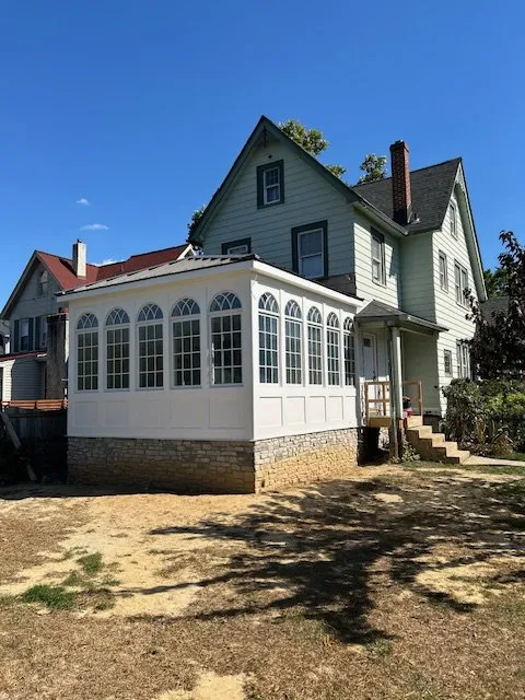 Slide of Ben Franklin Roofing