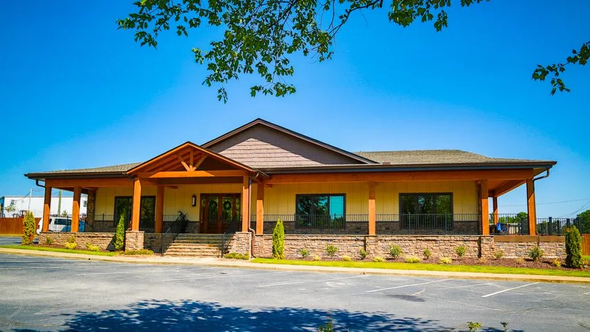 Slide of Ben Hill Renovations