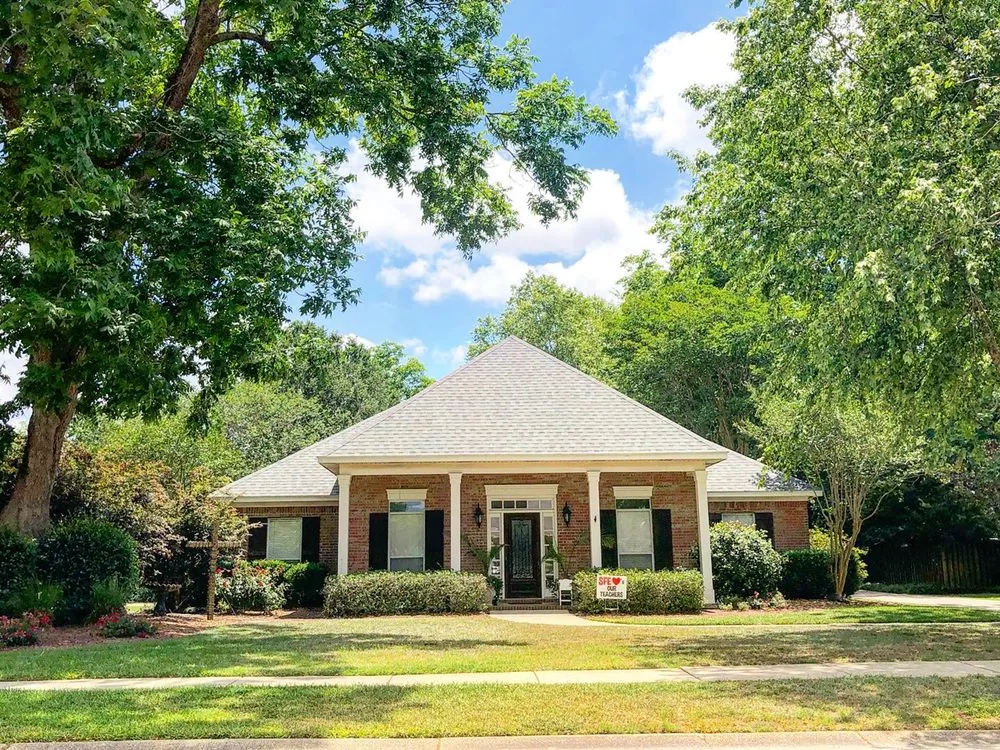 Slide of Ben Murphy Roofing