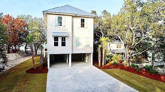 Slide of Ben Murphy Roofing