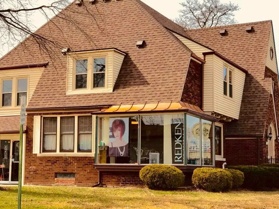 Slide of Bendelow Building