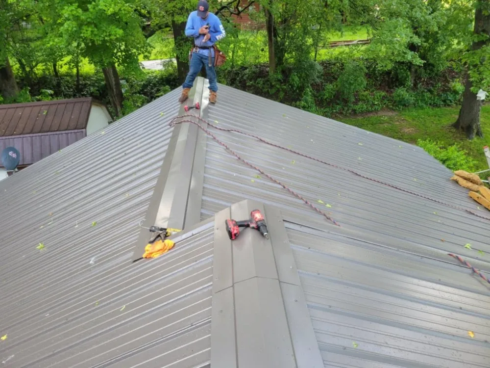 Slide of Benitez Roofing