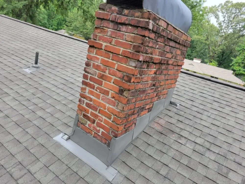 Slide of Benitez Roofing