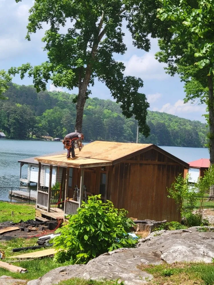 Slide of Benitez Roofing