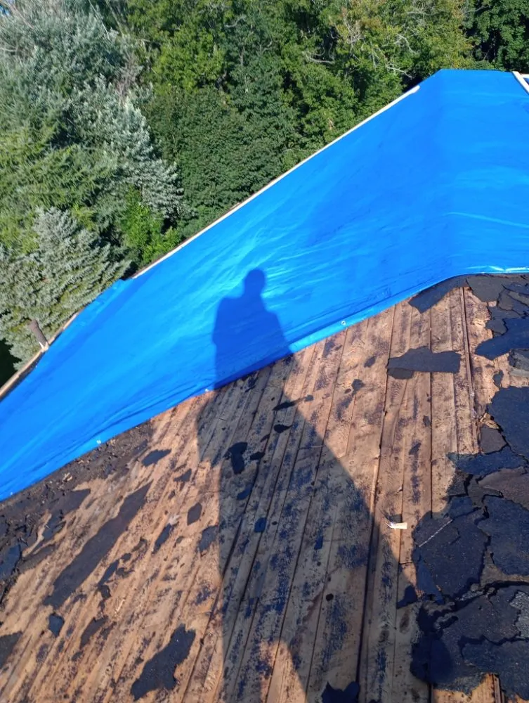 Slide of Benjamin Pauls Roofing and Renovations